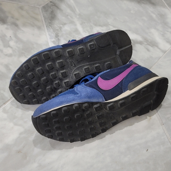 NIKE Cobalt Blue and Magenta Internationalist Low Suede Trainers Size 7.5 - Picture 9 of 10